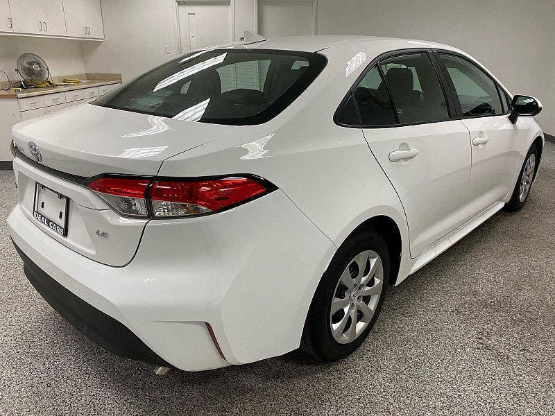 Used 2025 Toyota Corolla LE image 5