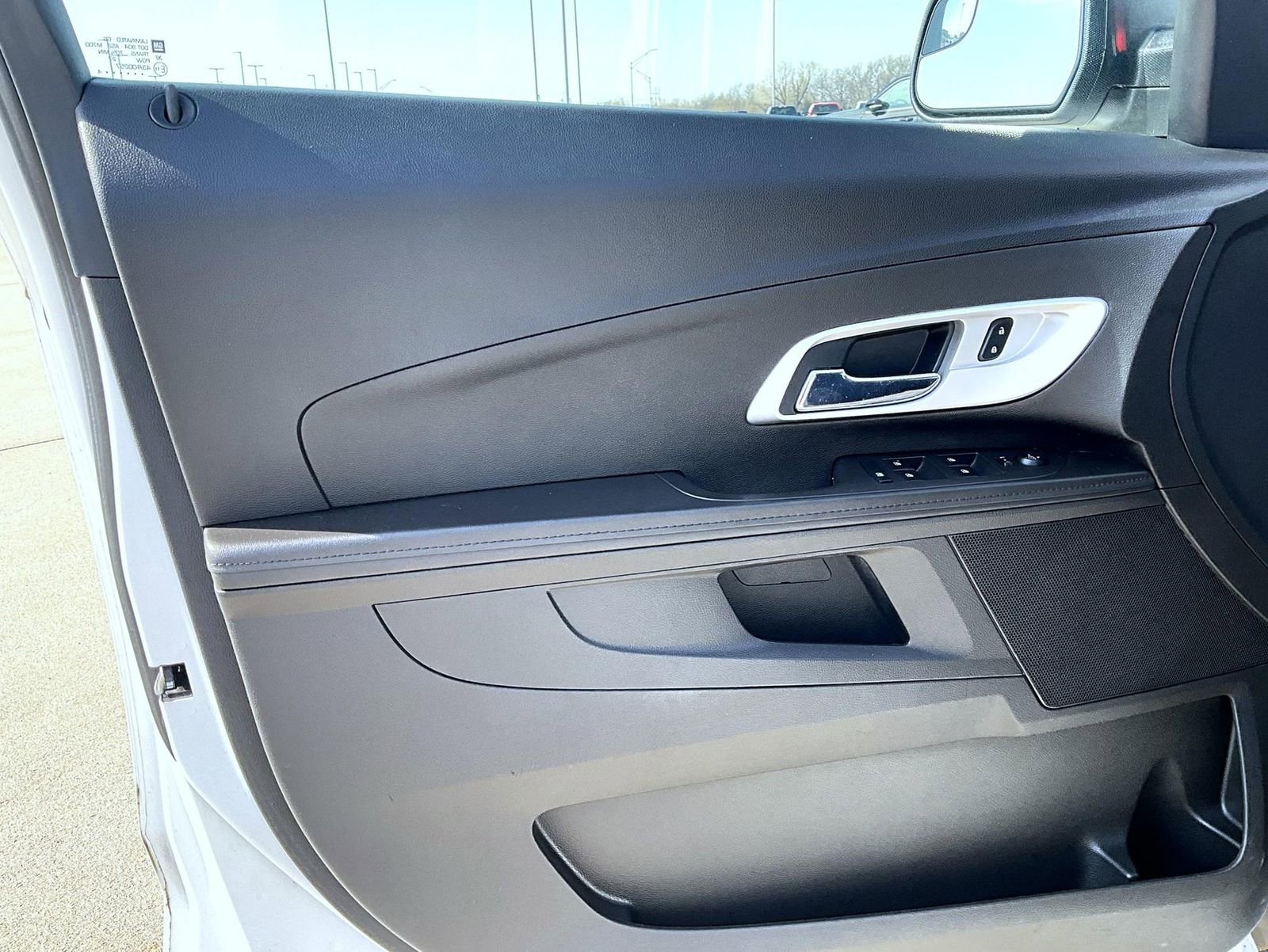 Used 2014 Chevrolet Equinox LS image 9