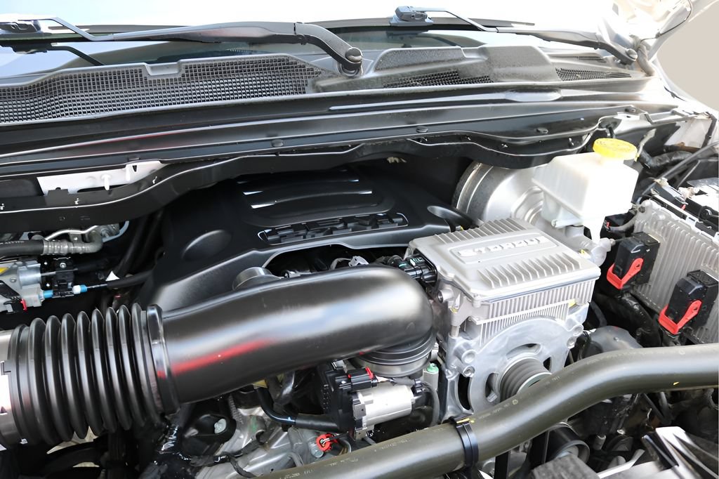 Used 2022 RAM 1500 Limited AWD/4WD image 11