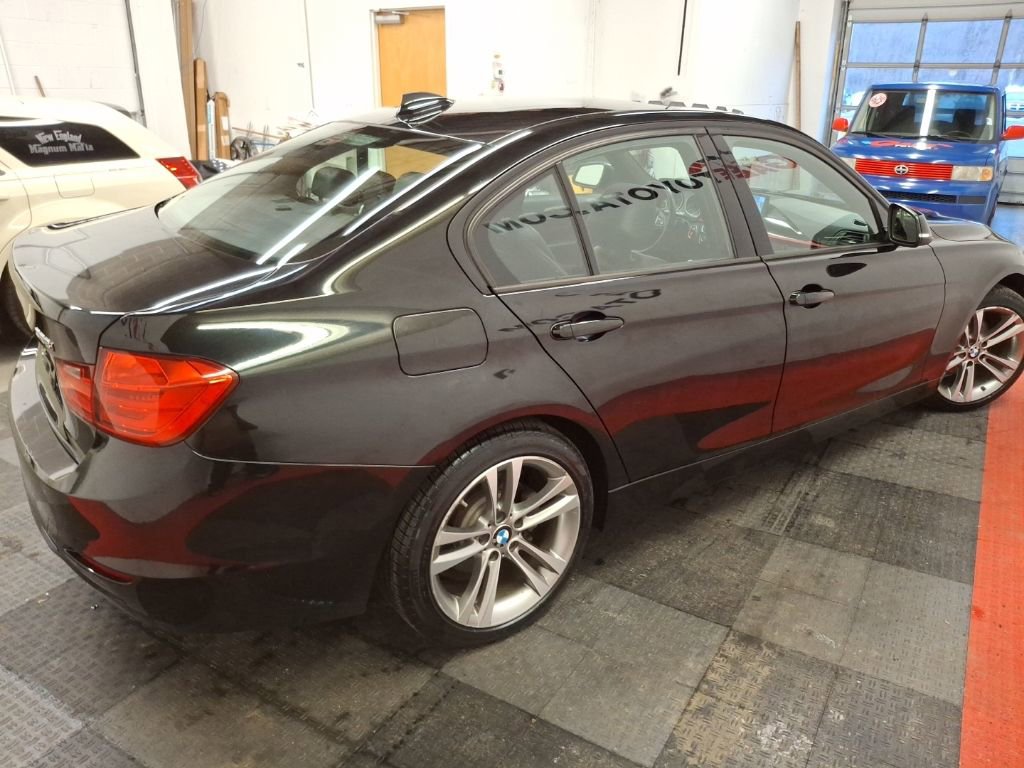 Used 2013 BMW 328i xDrive Sedan image 11