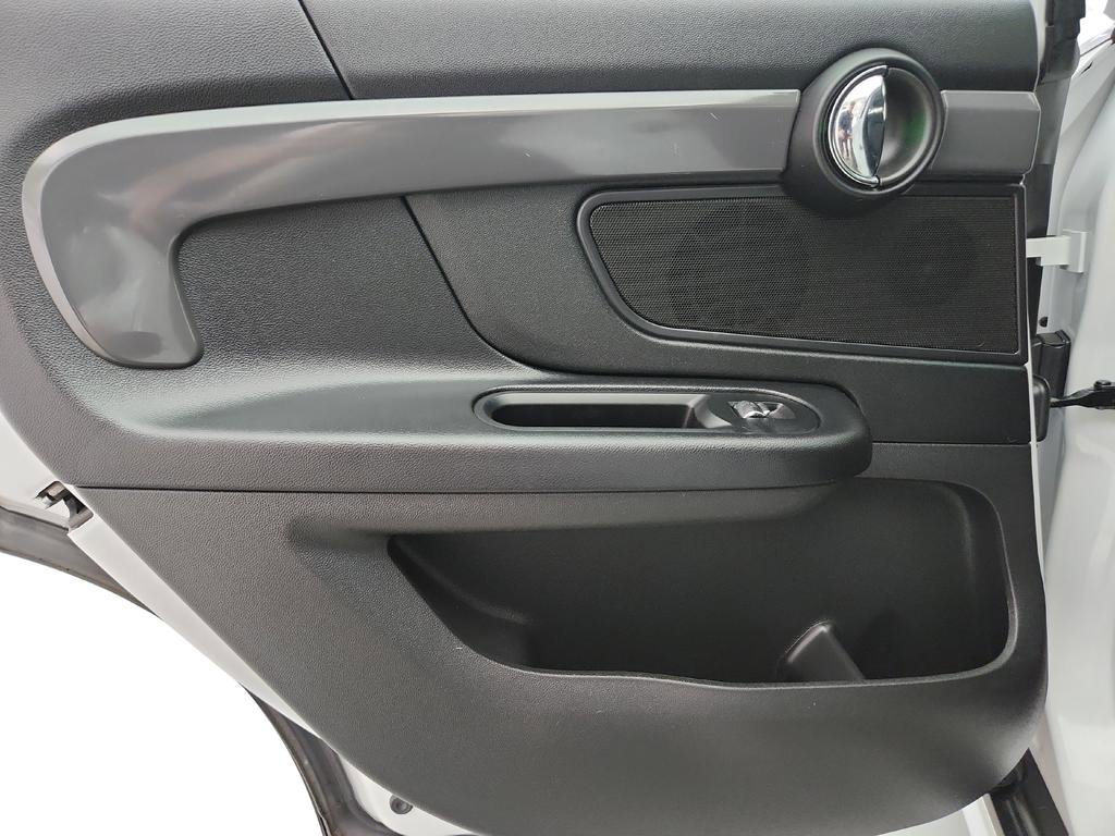 Used 2019 MINI Cooper Countryman S image 32