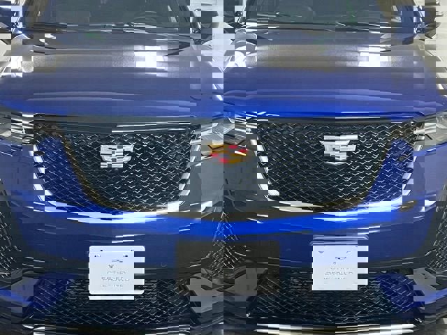 Used 2024 Cadillac XT6 Sport w/ Technology Package image 9