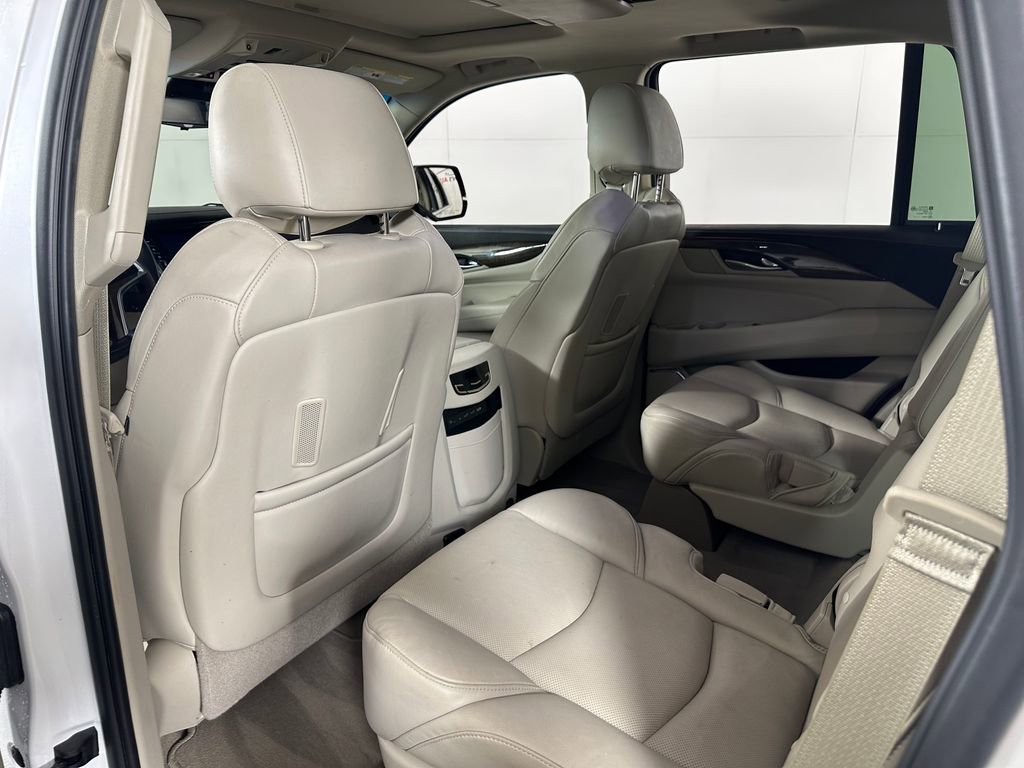 Used 2019 Cadillac Escalade Premium Luxury AWD/4WD image 22
