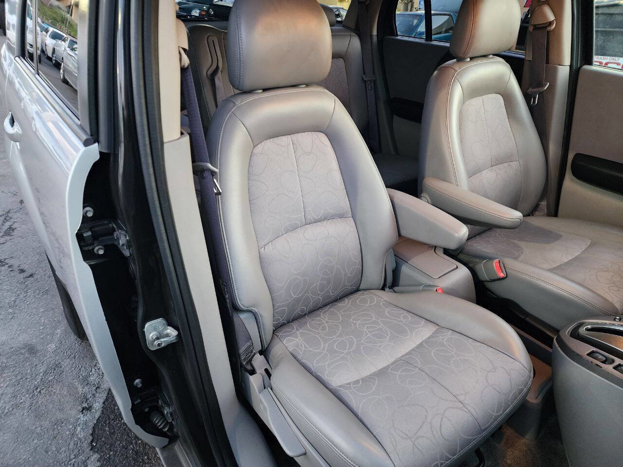 Used 2005 Saturn Vue AWD V6 w/ Comfort Pkg image 15