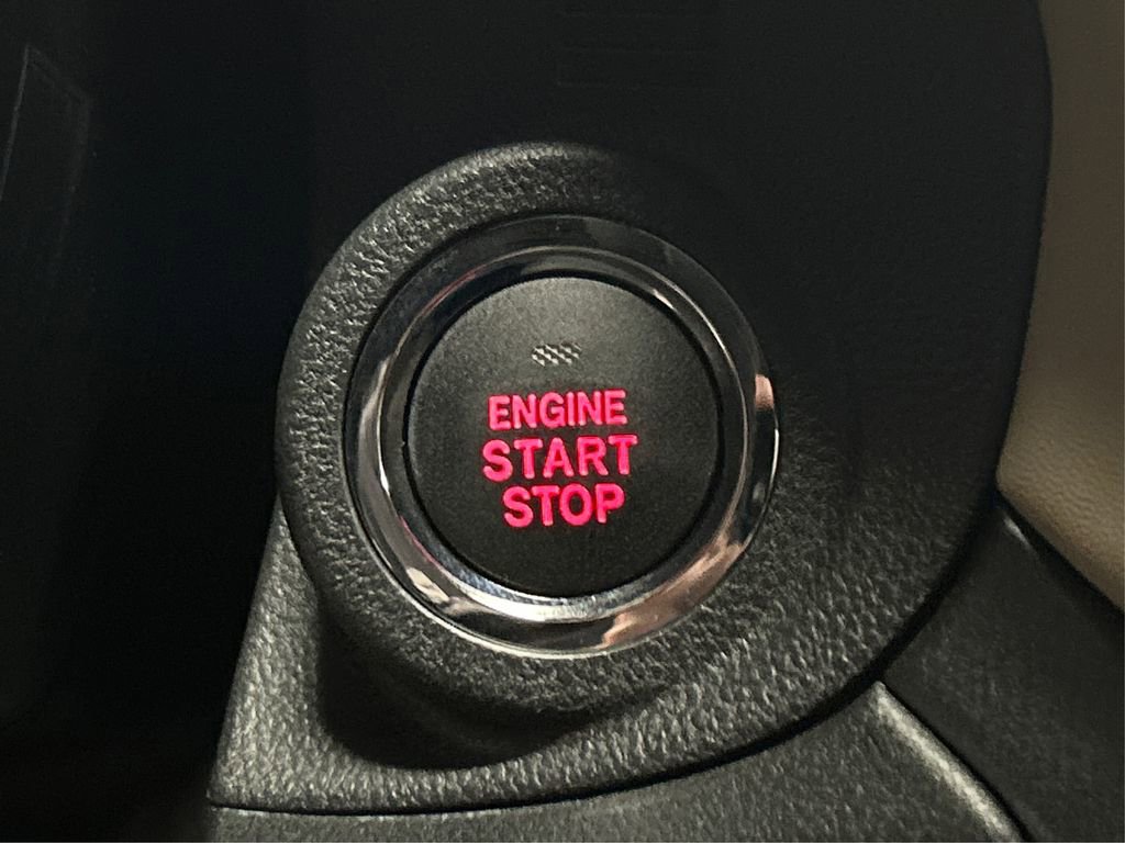 Certified 2025 Subaru Outback Premium AWD/4WD image 31