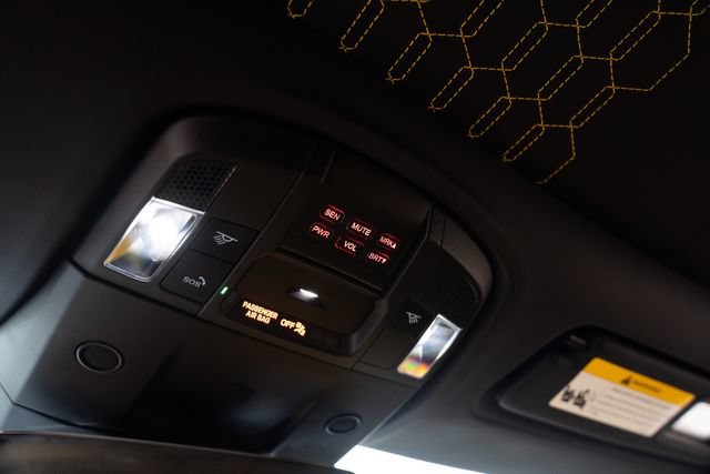 Used 2025 Lamborghini Revuelto AWD/4WD image 40