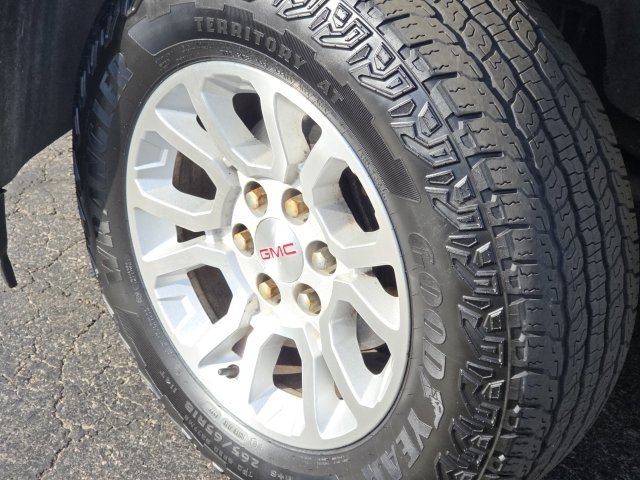 Used 2015 GMC Yukon XL SLE w/ Convenience Package image 8