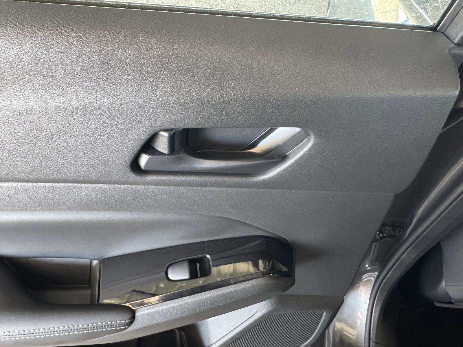 Used 2023 Nissan Altima 2.5 SV w/ SV Premium Package image 28