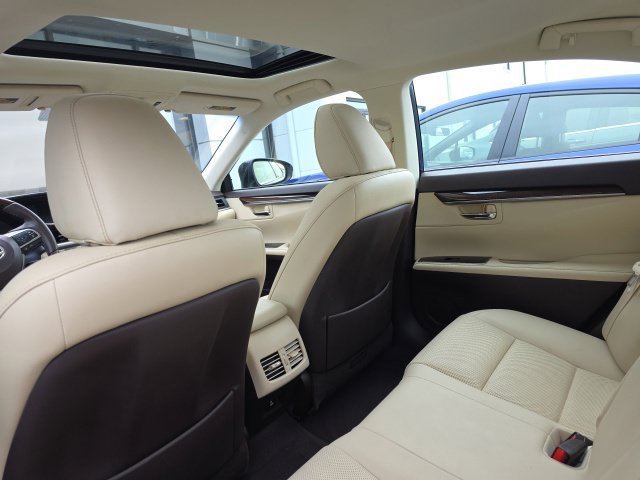 Used 2018 Lexus ES 350 w/ Navigation System Package FWD image 17