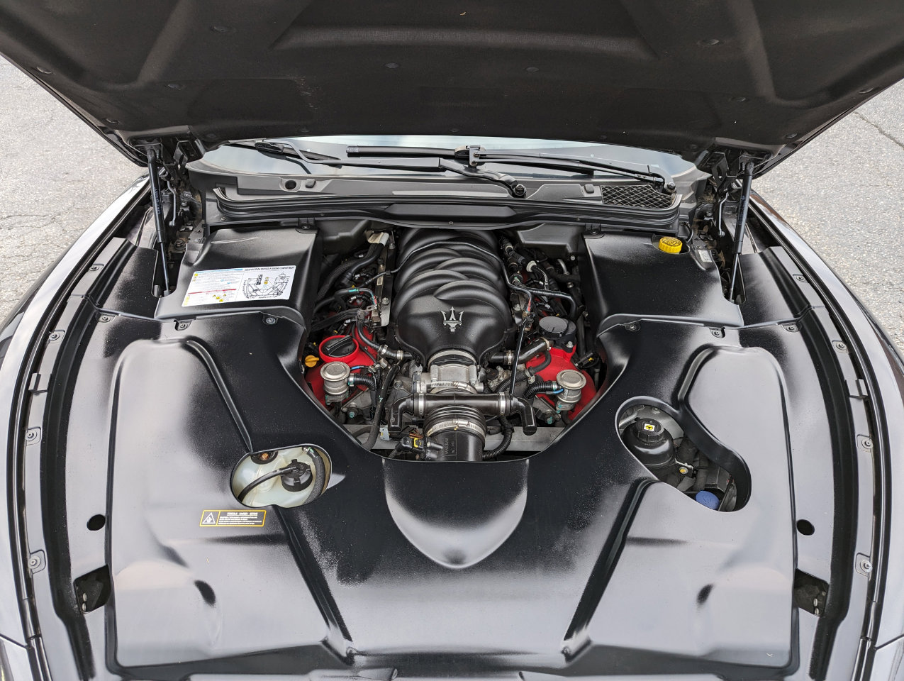 Used 2014 Maserati GranTurismo MC image 37