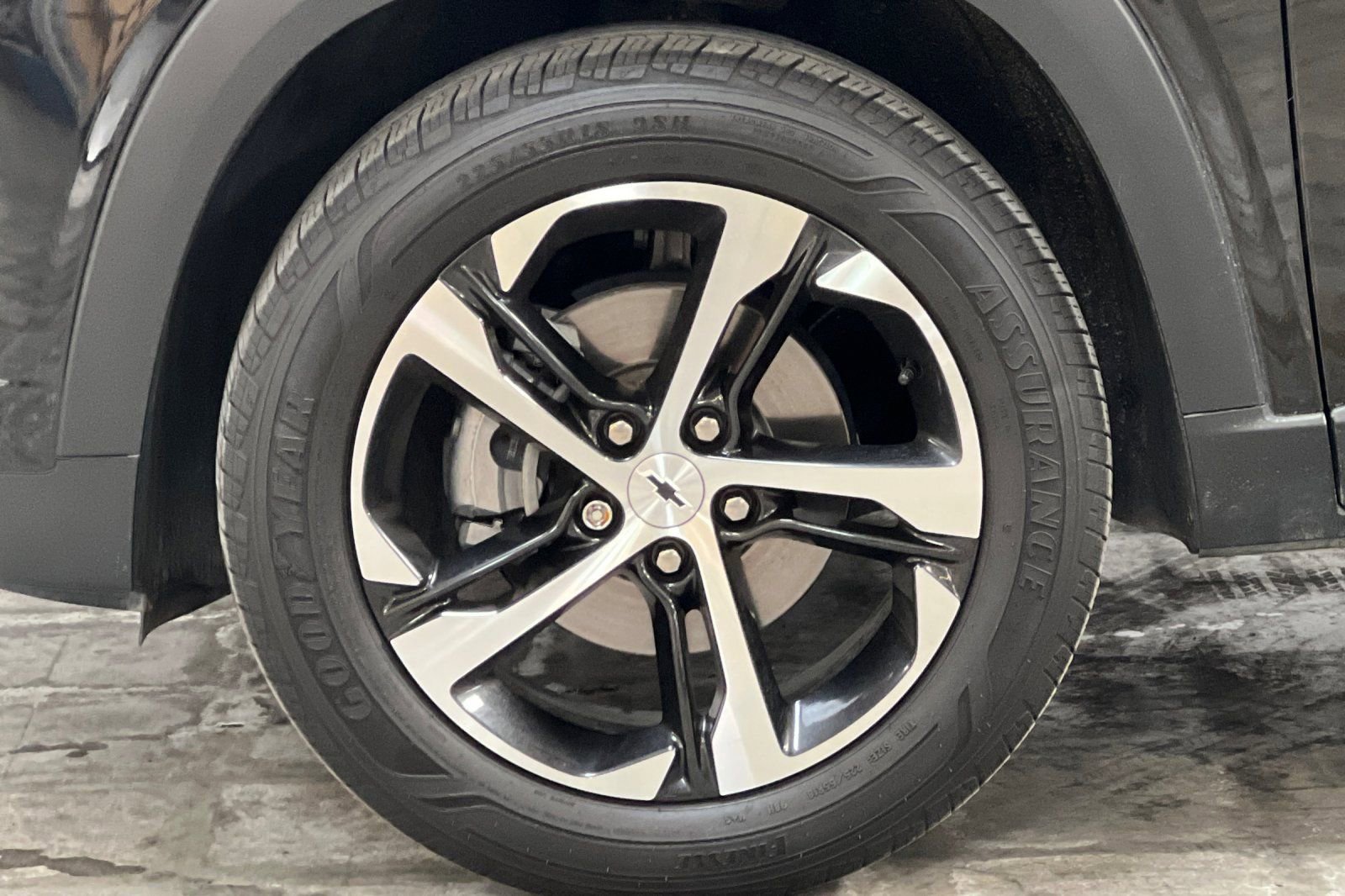 Used 2024 Chevrolet Trax RS image 25