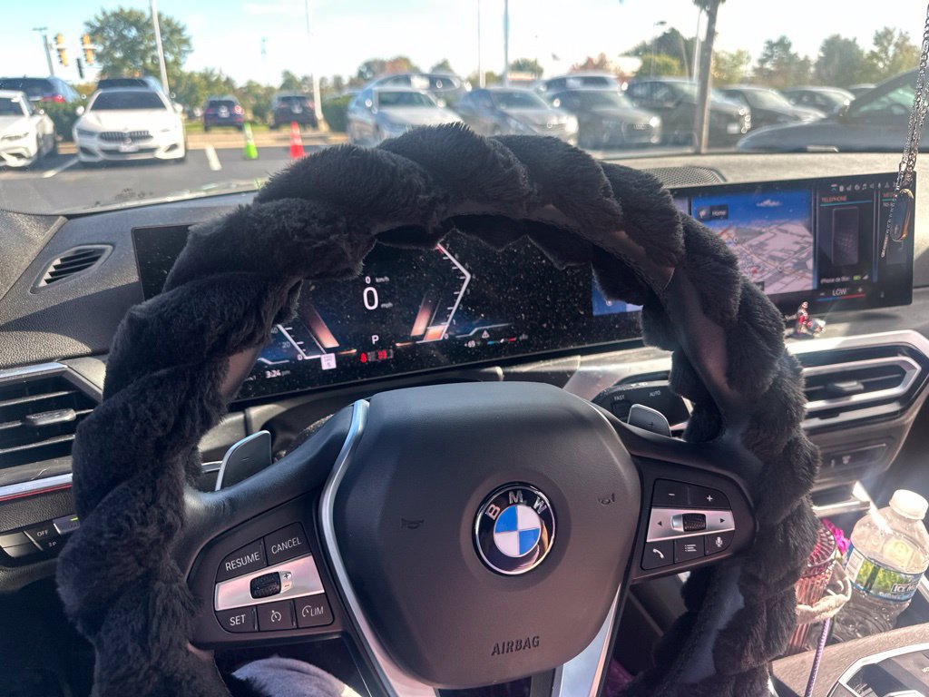 Used 2024 BMW 330i Sedan RWD image 3