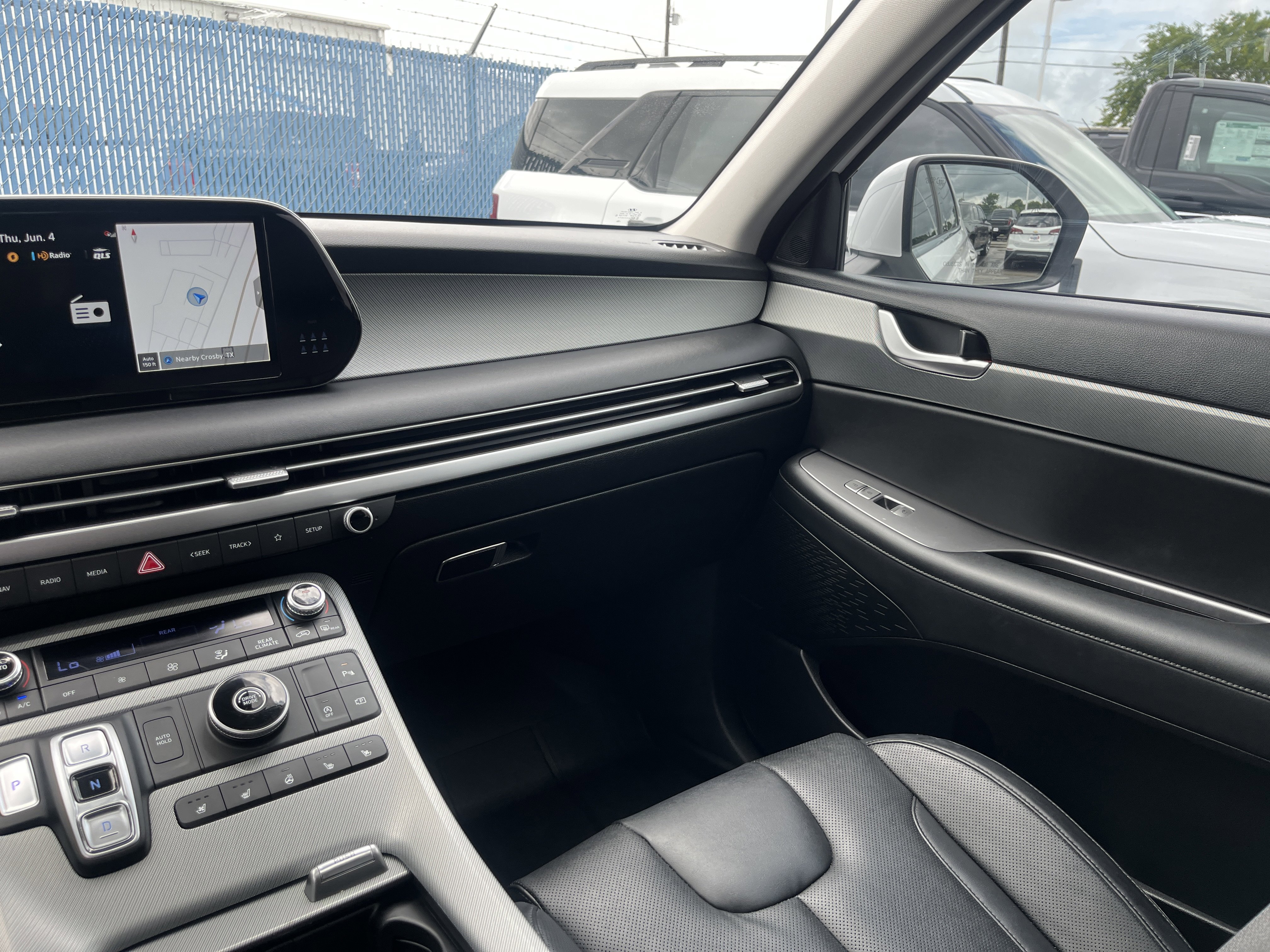 Used 2023 Hyundai Palisade SEL FWD image 33
