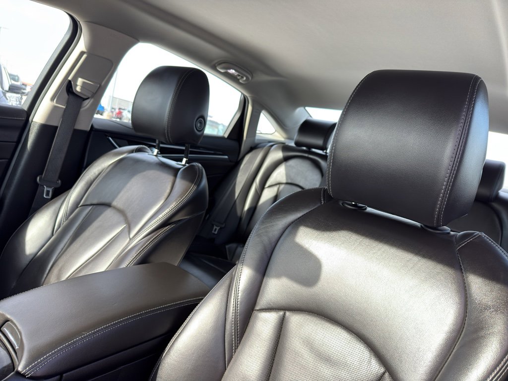 Used 2017 Buick LaCrosse Premium image 27