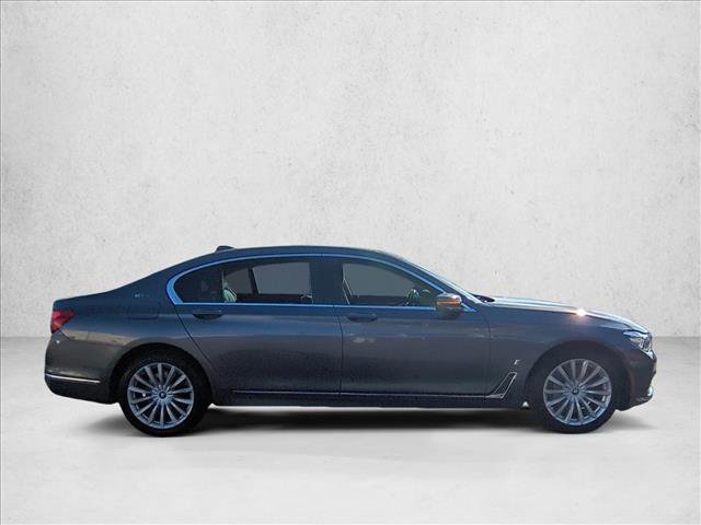 Used 2017 BMW 740e xDrive AWD/4WD image 6