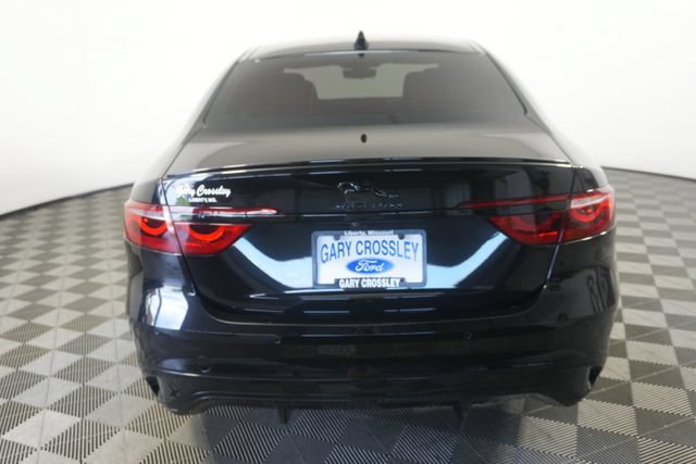 Used 2024 Jaguar XF R-Dynamic SE AWD/4WD image 4
