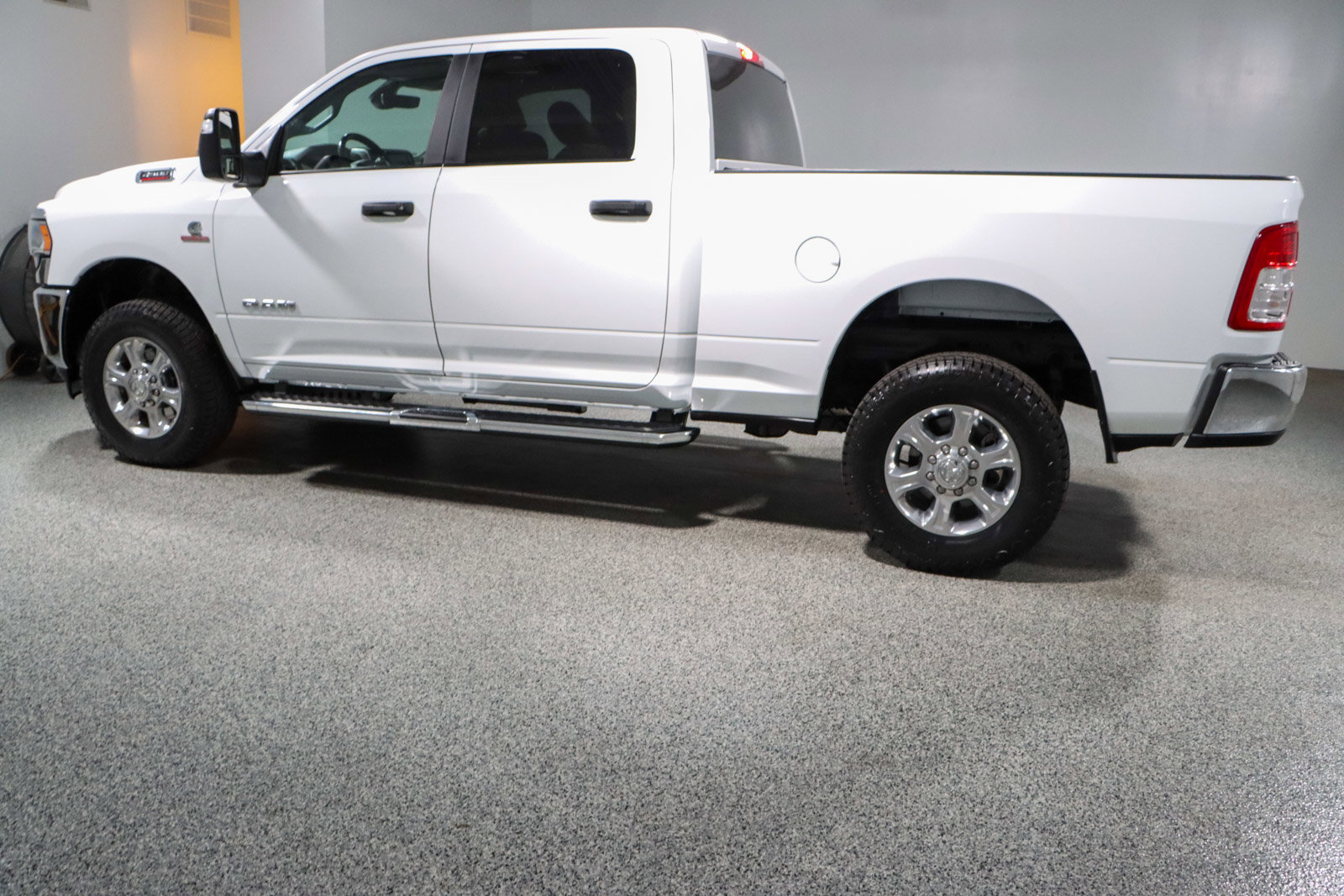 Used 2024 RAM 2500 Big Horn image 10