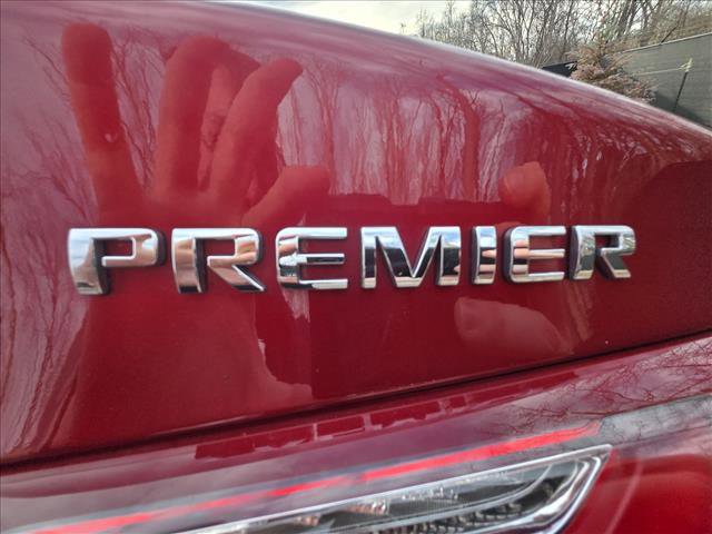 Used 2020 Chevrolet Malibu Premier FWD image 14