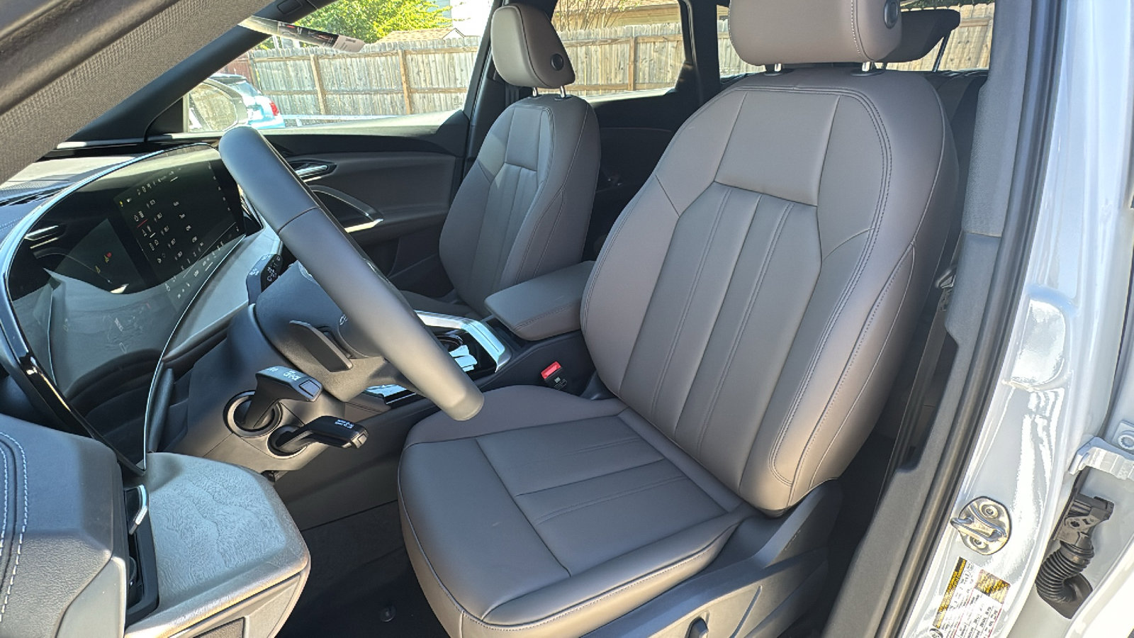 Used 2025 Audi Q5 Premium w/ Convenience Package AWD/4WD image 13