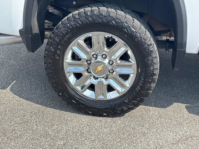 Used 2024 Chevrolet Silverado 3500 High Country w/ High Country Premium Package AWD/4WD image 12