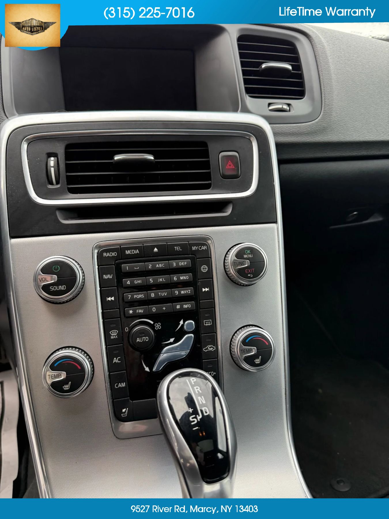 Used 2017 Volvo V60 T5 Premier w/ Convenience Package image 12