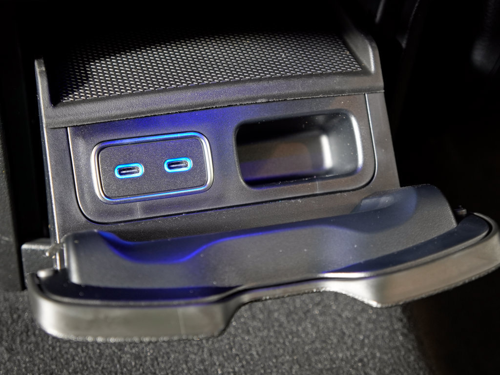 Certified 2026 Mercedes-Benz GLS 450 4MATIC image 31