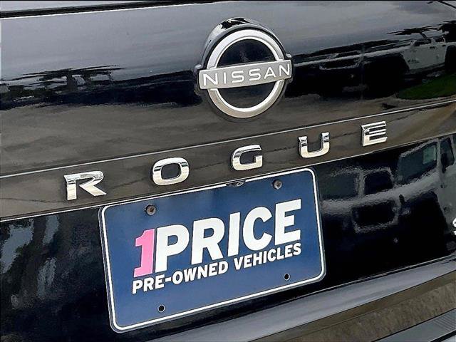 Used 2023 Nissan Rogue SV FWD image 30