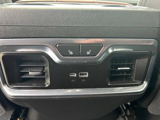 Used 2025 GMC Sierra 3500 Denali Ultimate AWD/4WD image 21