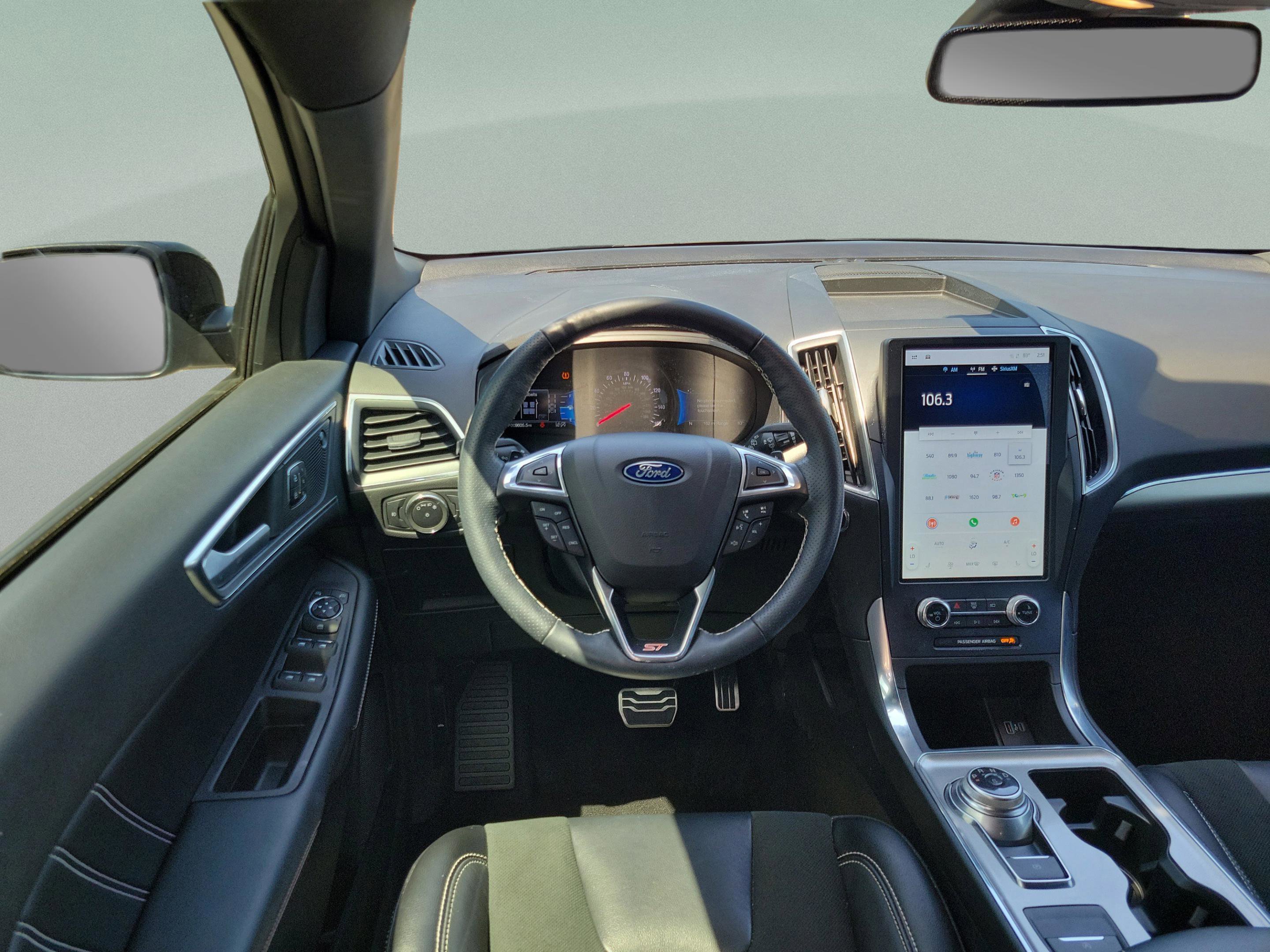 Used 2022 Ford Edge ST image 20