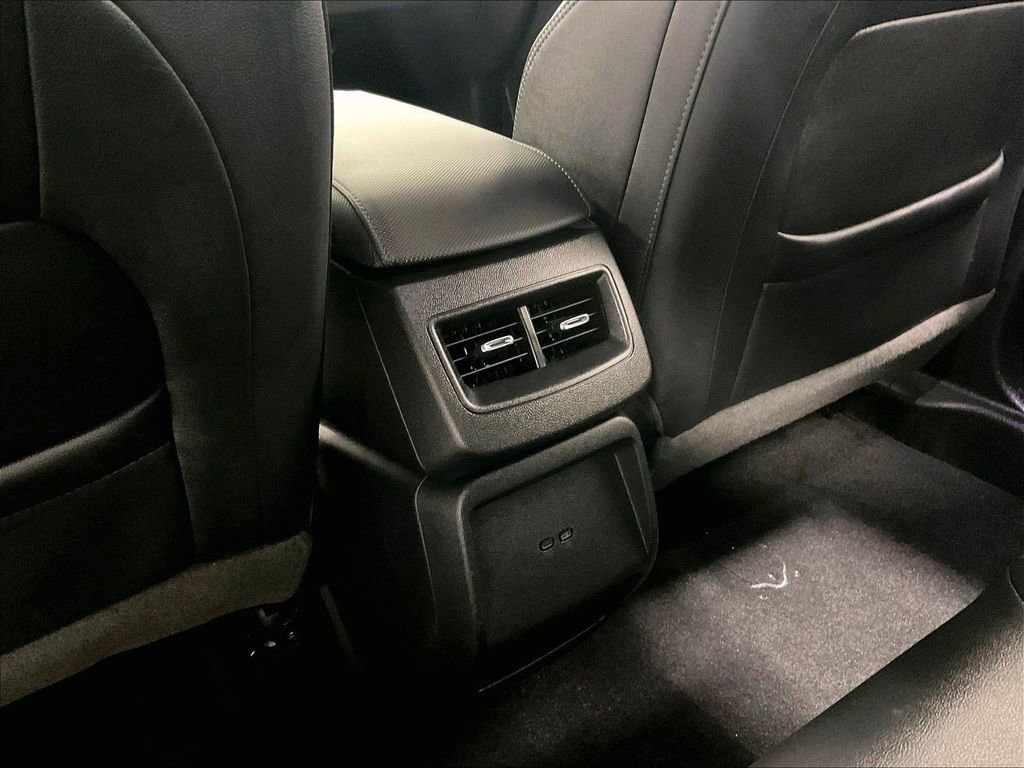 Used 2024 Chevrolet Equinox EV LT w/ LPO, Trailering Package FWD image 28