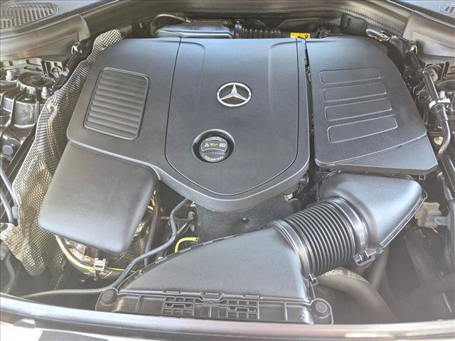 Certified 2025 Mercedes-Benz GLC 300 4MATIC image 24