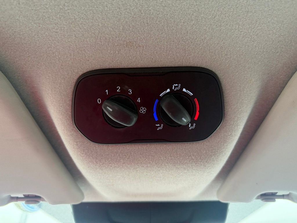 Used 2019 Ford Transit 350 XLT image 15