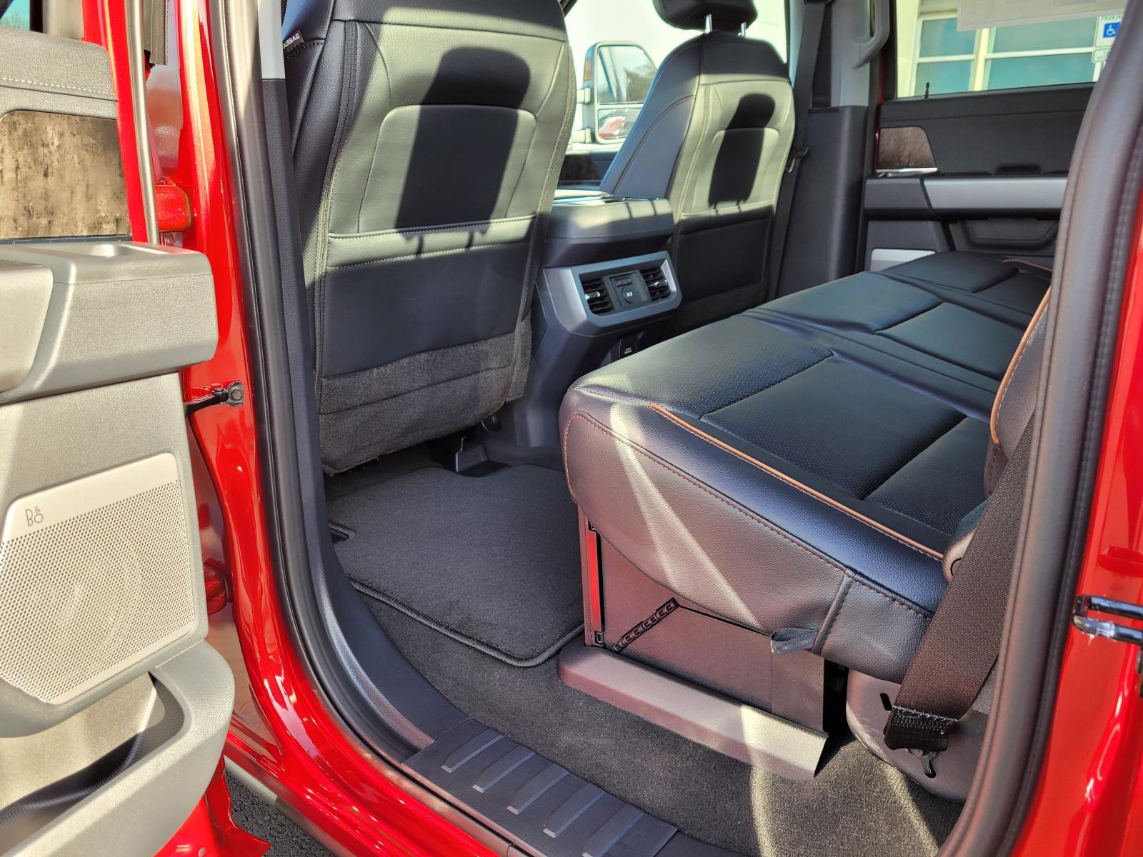 New 2026 Ford F250 Lariat w/ FX4 Off-Road Package image 12