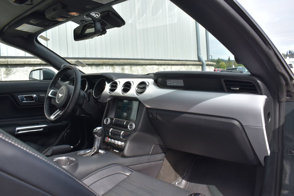 Used 2016 Ford Mustang GT Premium w/ Equipment Group 401A RWD image 23