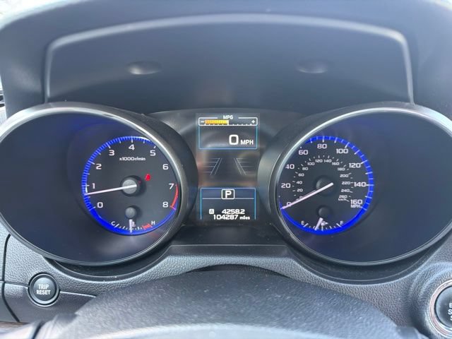 Used 2017 Subaru Outback 3.6R Touring w/ Popular Package #5A AWD/4WD image 10