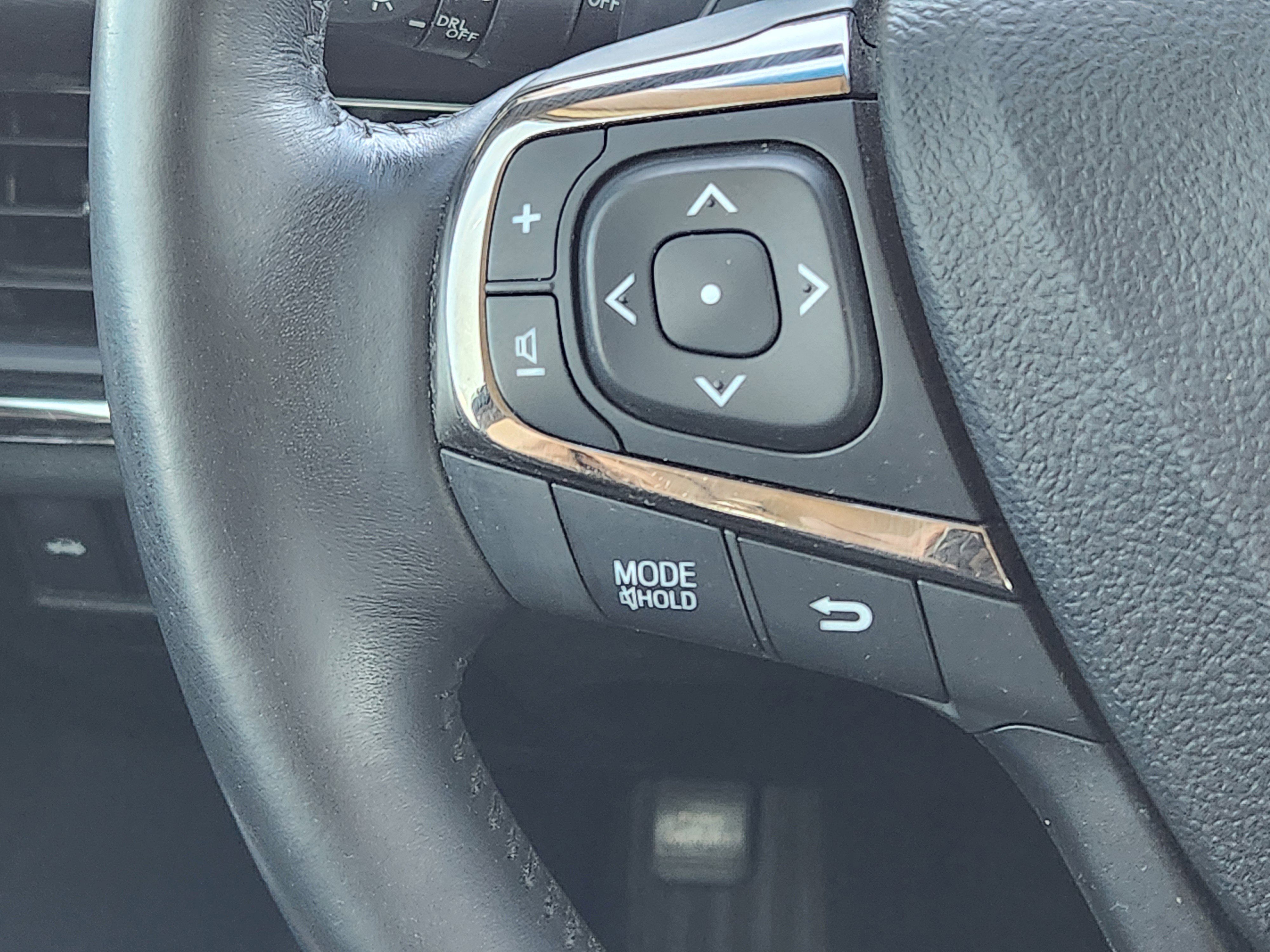 Used 2013 Toyota Avalon XLE image 28