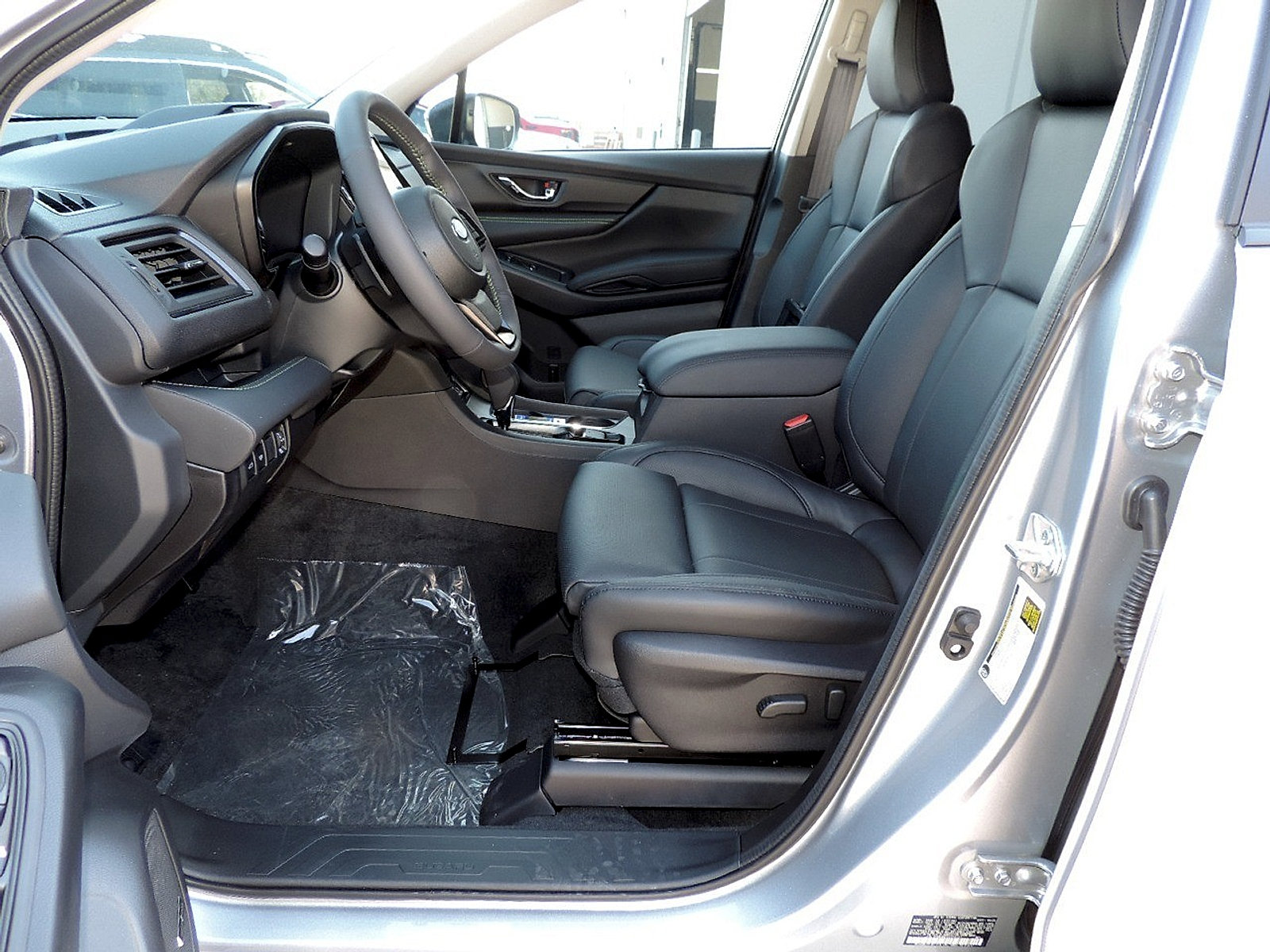 Certified 2025 Subaru Ascent Bronze Edition AWD/4WD image 11