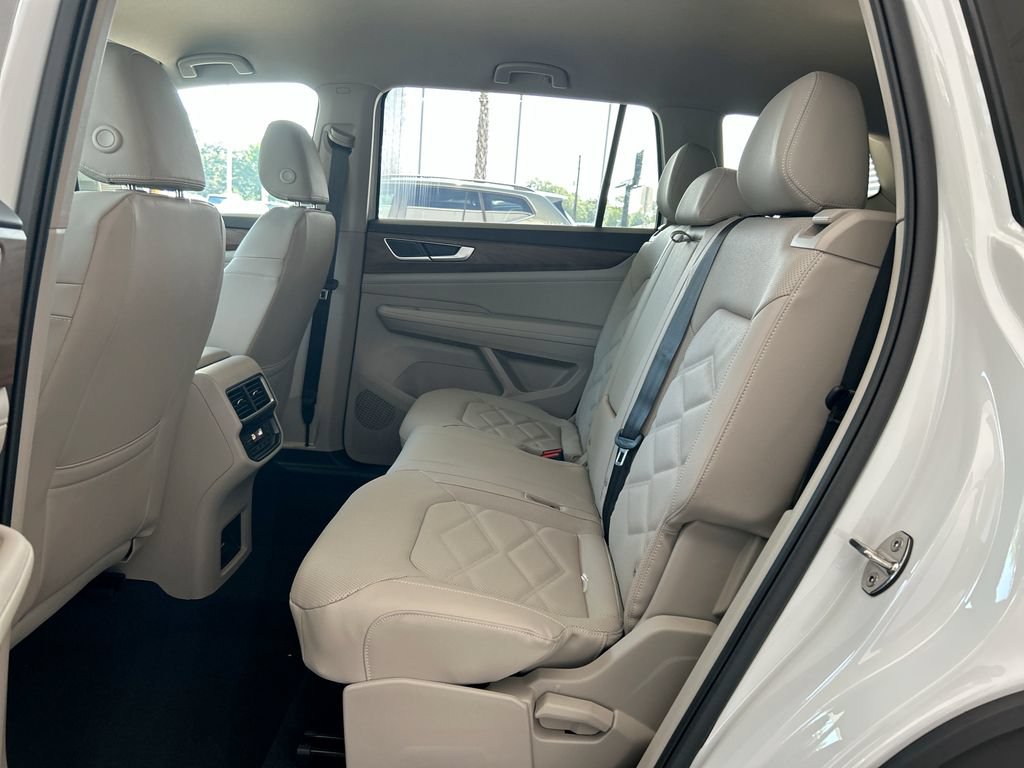 New 2026 Volkswagen Atlas SE FWD image 31