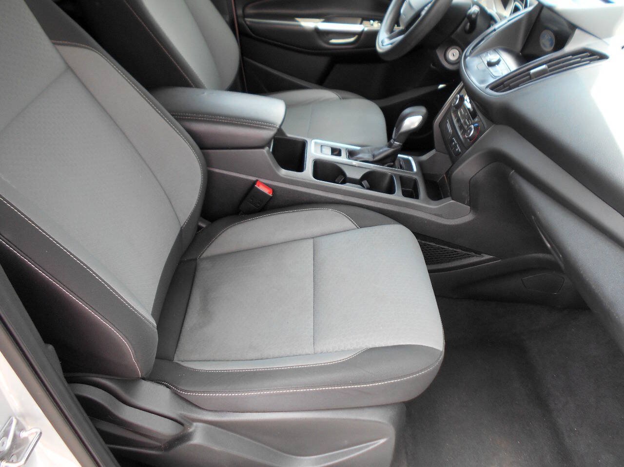 Used 2018 Ford Escape SE w/ SE Sync 3 Package FWD image 22