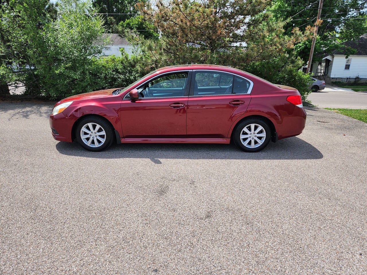 Used 2011 Subaru Legacy 2.5i Premium AWD/4WD image 13