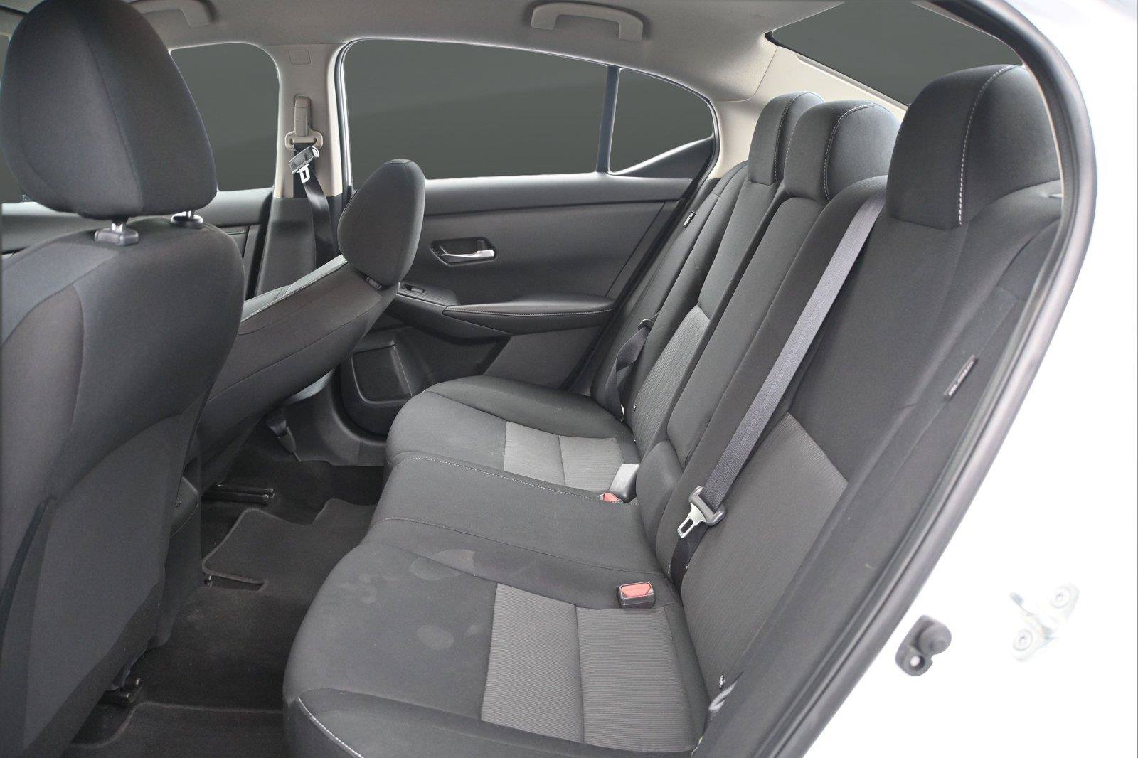 Used 2022 Nissan Sentra SV FWD image 10