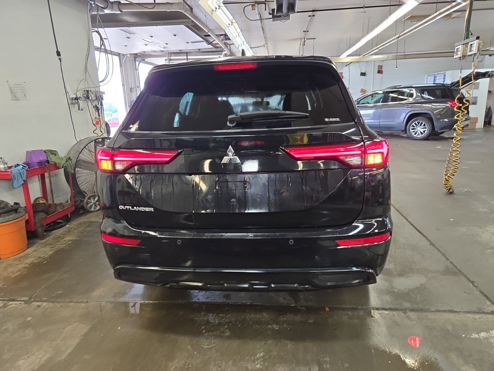 Used 2022 Mitsubishi Outlander SEL Black Edition AWD/4WD image 6