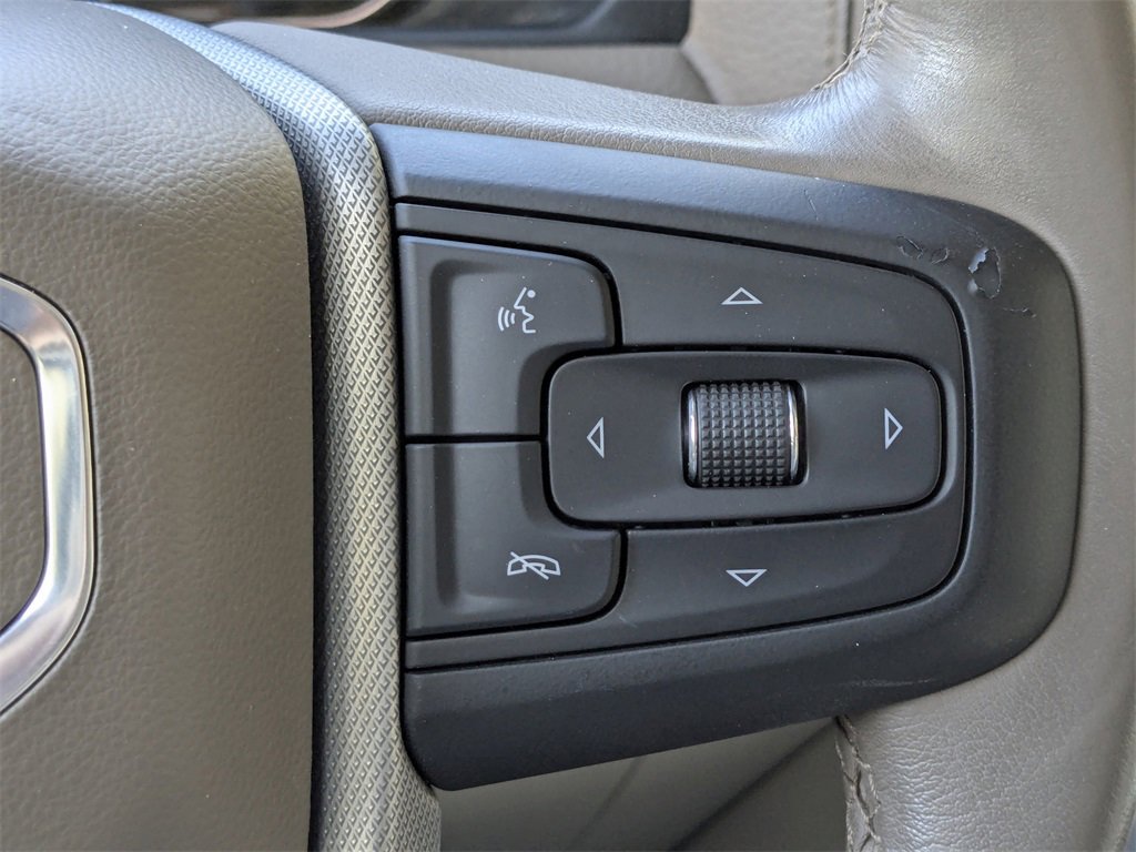 Used 2021 GMC Yukon Denali w/ Denali Premium Package image 28