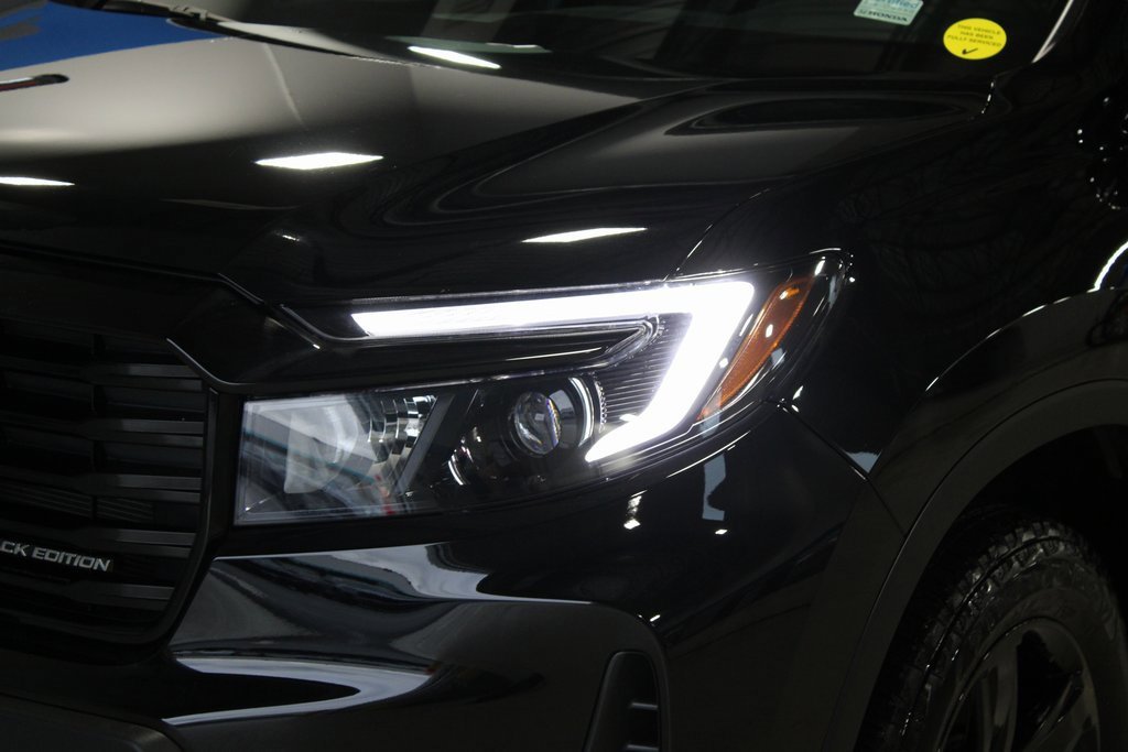 Certified 2023 Honda Ridgeline Black Edition image 2