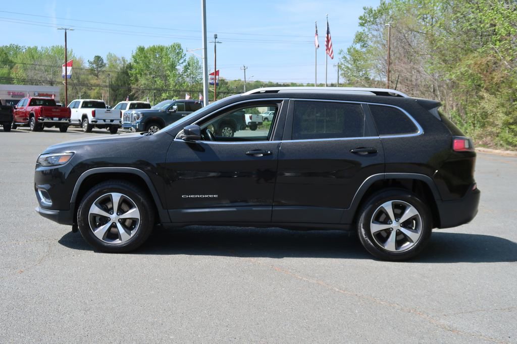 Used 2019 Jeep Cherokee Limited image 8
