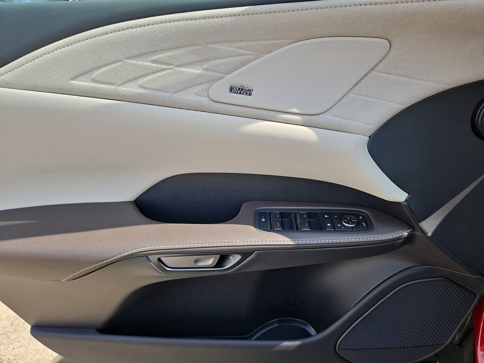 Used 2024 Lexus RX 350 w/ Convenience Package image 22