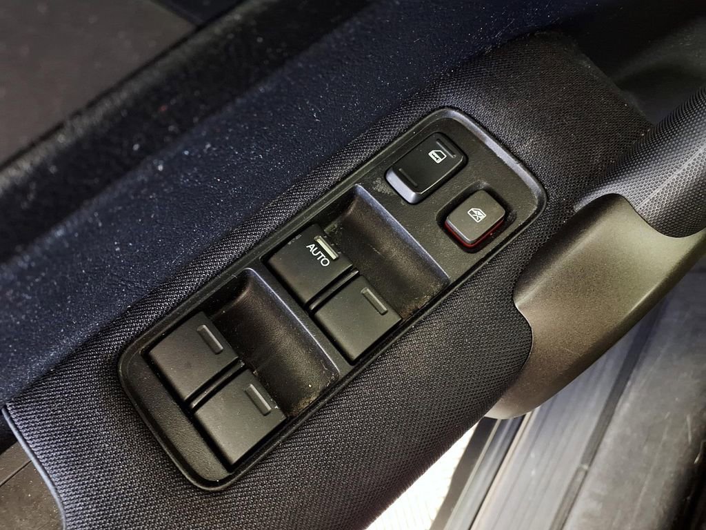 Used 2010 Honda CR-V LX image 25