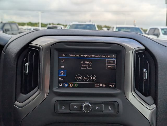 New 2026 Chevrolet Silverado 1500 Custom w/ LPO, Dark Essentials Package RWD image 17