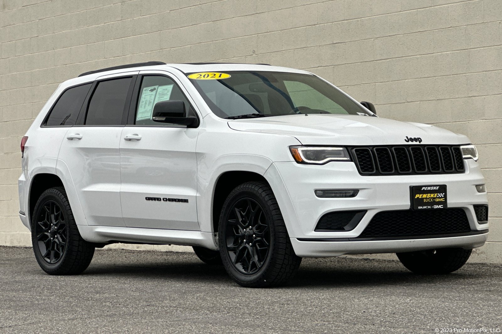 Used 2021 Jeep Grand Cherokee Limited X AWD/4WD image 1