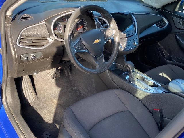 Used 2023 Chevrolet Malibu LT FWD image 28